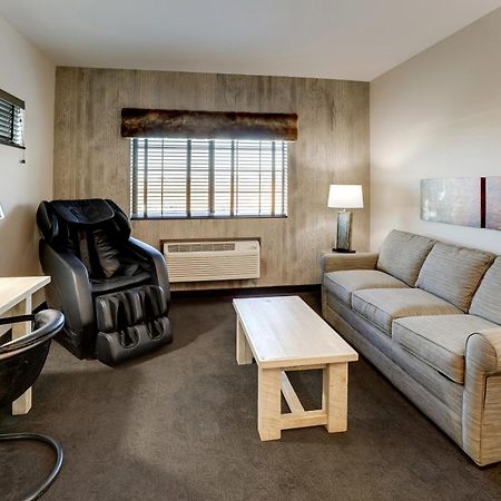 Stoney Creek Hotel Tulsa - Броукън Ароу Екстериор снимка