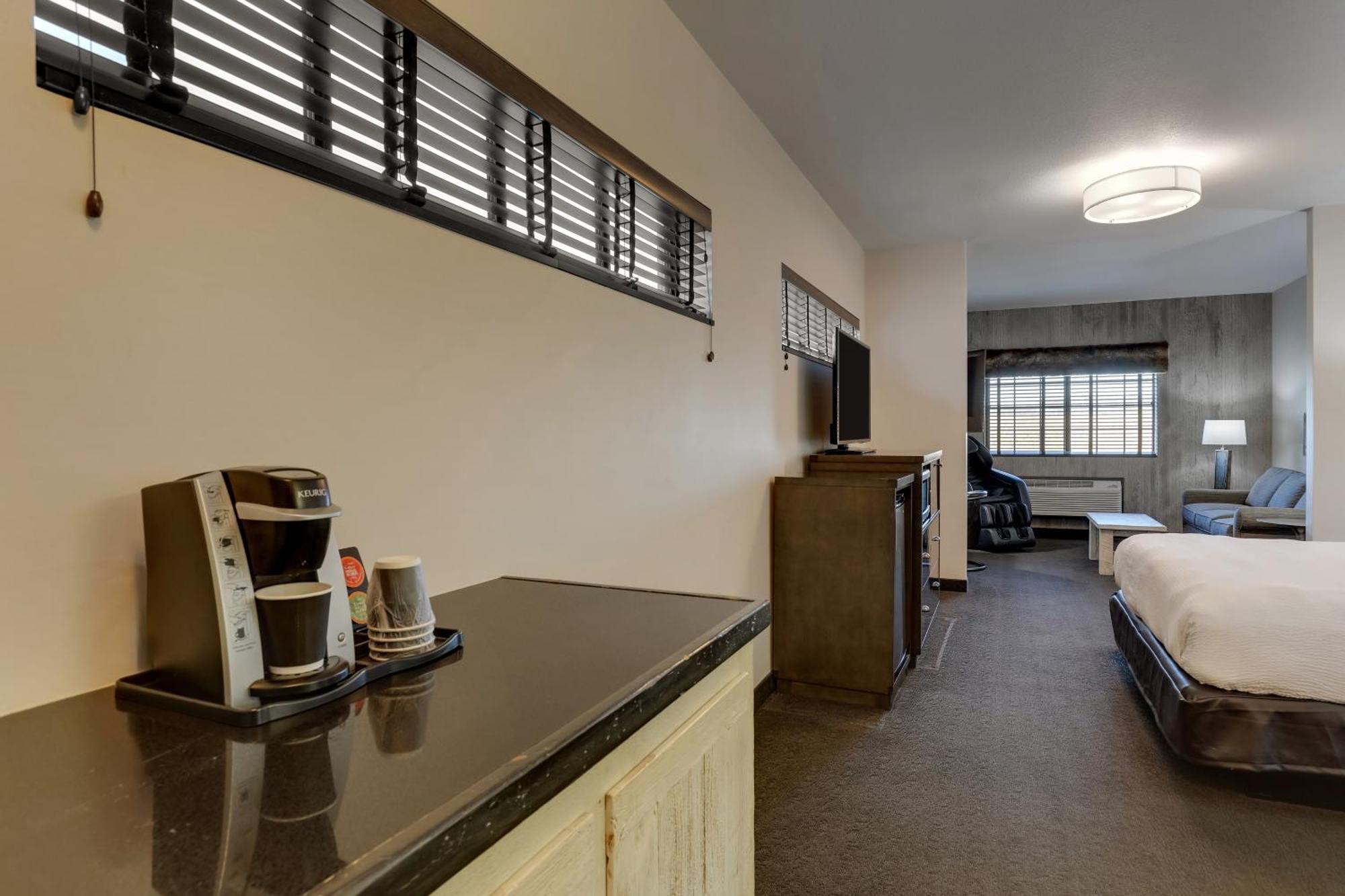 Stoney Creek Hotel Tulsa - Броукън Ароу Екстериор снимка